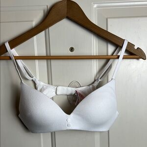 Victoria's Secret White Ribbed Seamless T-Shirt Bra